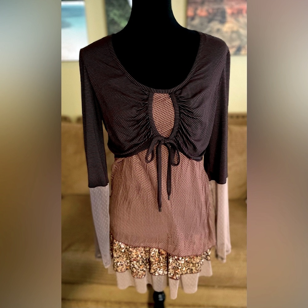 Bai Amour French dress sz L (M) - NWT -layered varied fabrics & long sleeves